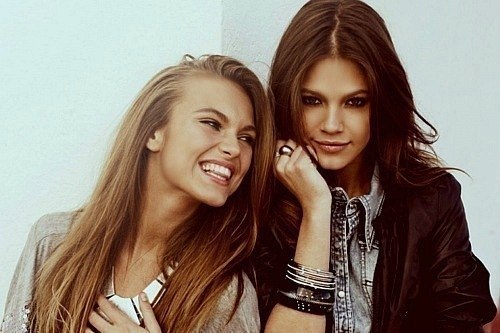 o cem nelza raskaz podruge